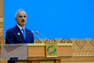 Bakan Uraloğlu: &lsquo;T&uuml;rkiye &Ccedil;ok Taraflı Eyleme Değer  Atfetmektedir&rsquo;