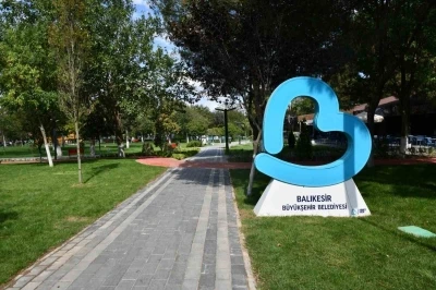 Balıkesir B&uuml;y&uuml;kşehir 2,5 yılda şehre 42 park kazandırdı