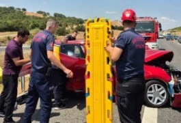 Balıkesir&rsquo;de otoyolda zincirleme trafik kazası: 8 yaralı