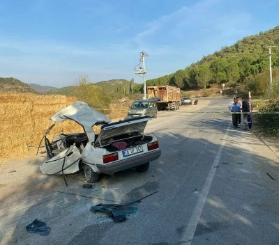 Balıkesir&rsquo;de takla atan otomobilin s&uuml;r&uuml;c&uuml;s&uuml; &ouml;ld&uuml;