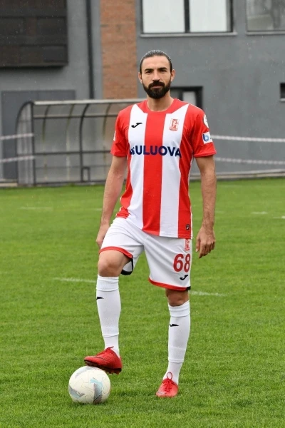 Balıkesirspor Kaptanı Volkan: "Play Off ma&ccedil;ları sonunda şampiyon olacağız"
