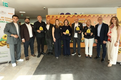 Balparmak: 'Doğa i&ccedil;in arı gibi d&uuml;ş&uuml;n'