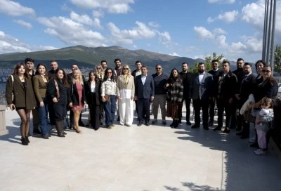 Baro Başkan adayı &Ouml;zbudak; "İl&ccedil;elerin sesi daha g&uuml;&ccedil;l&uuml; duyulmalı"