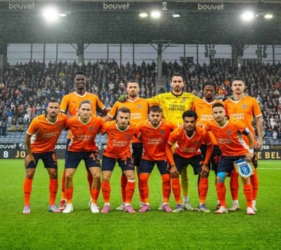 Başakşehir, play-off i&ccedil;in sahaya &ccedil;ıkıyor