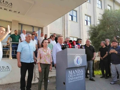 Başhekim Prof. Dr. Top&ccedil;u'dan Ferdi Zeyrek&rsquo;in vefatıyla ilgili a&ccedil;ıklama