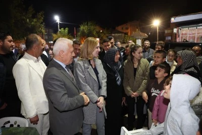 Başkan Bozbey'e G&uuml;rsu'da sevgi seli