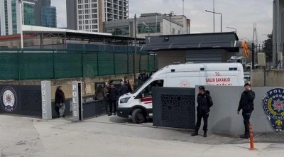 Başkan Bozbey'in de dahil olduğu soruşturmada g&ouml;zaltındaki m&uuml;teahhit fenalaştı, ambulansla hastaneye kaldırıldı