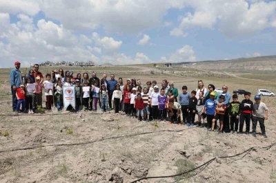 Başkan &Ccedil;olakbayrakdar: "İklim değişikliğiyle m&uuml;cadelenin en etkili yolu ağa&ccedil; dikmektir"
