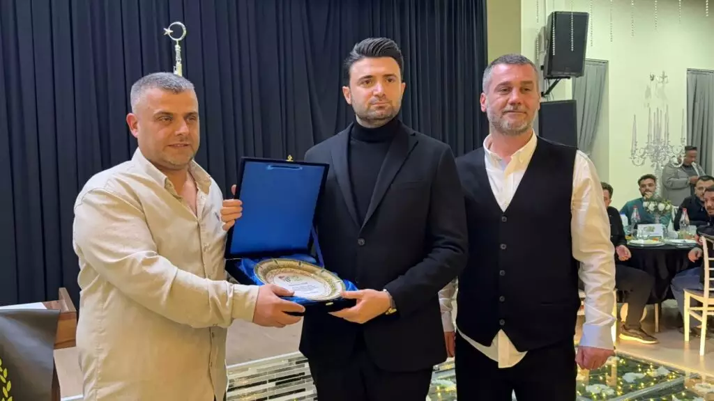 Başkan Enes &Ccedil;elik Maraton Grubu'nun İftarında Konuştu !