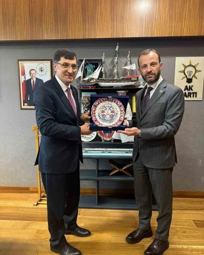 Başkan Ey&uuml;p Kahveci&rsquo;den K&uuml;tahya milletvekillerine ziyaret
