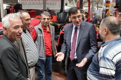 Başkan Ey&uuml;p Kahveci: "&Uuml;reticimizin her zaman yanındayız"
