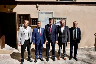 Başkan Kahveci: "Şehrimizi ortak akılla y&ouml;netmek i&ccedil;in muhtarlarımızın fikirleri bizler i&ccedil;in &ccedil;ok kıymetli"
