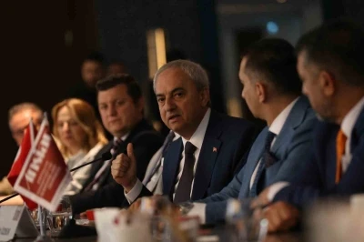 Başkan Kocag&ouml;z&rsquo;den iş insanlarına &rsquo;Kepez&rsquo;i birlikte y&ouml;netelim&rsquo; &ccedil;ağrısı
