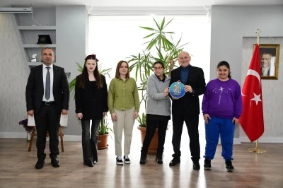 Başkan Kul: "&Ouml;zel &ouml;ğrencilerin desteklendiklerinde neleri başardıklarını g&ouml;rmek bizlere umut veriyor"
