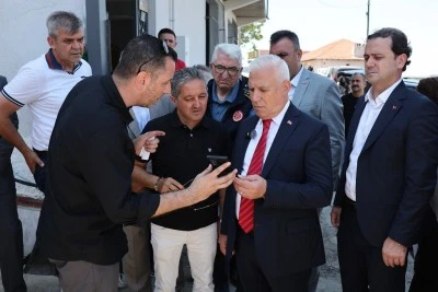 Başkan Mustafa Bozbey&rsquo;den yangında zarar g&ouml;ren b&ouml;lgelere ziyaret