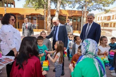 Başkan Pekyatırmacı: "T&uuml;m &ouml;ğrencilerimizi at&ouml;lyelerimizden yararlandırıyoruz"
