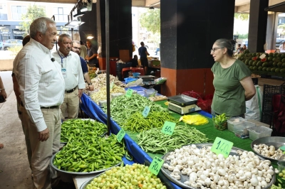 Başkan &Ouml;zdemir, Fethiye Mahallesi&rsquo;nde Vatandaşlarla Buluştu