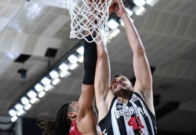 Basketbol S&uuml;per Ligi'nde son yarı finalist Beşiktaş