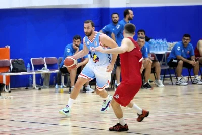 Basketbolun g&uuml;&ccedil;l&uuml; ekipleri Bursa Osmangazi&rsquo;de buluştu