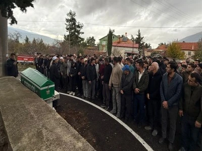 Başsız ceset toprağa verildi