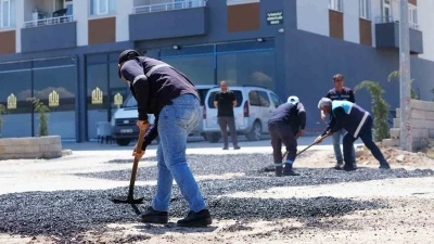 Battalgazi Belediyesi&rsquo;nden &Ccedil;amurlu ve Bulgurlu Mahallelerine asfalt hizmeti
