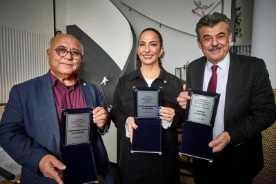 Bavyera T&uuml;rk Toplumu'nun onur &ouml;d&uuml;l&uuml; sahiplerini buldu