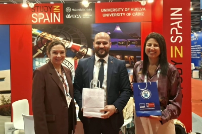 Bayburt &Uuml;niversitesi Hong Kong'daki Uluslararası Fuarda Yeni İş Birliklerine İmza Attı