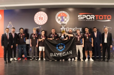BAYEGAN Pendik Satran&ccedil; Spor Kul&uuml;b&uuml; &Uuml;&ccedil;&uuml;nc&uuml; Kez &Uuml;st &Uuml;ste Şampiyon