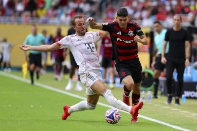 Bayern M&uuml;nih &ccedil;eyrek finalde