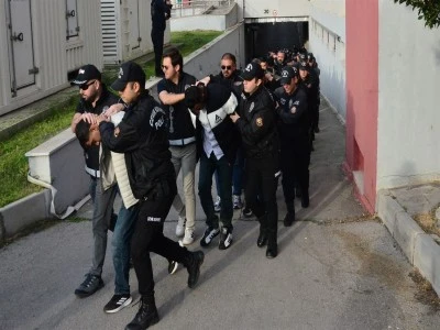 Bayğaralar su&ccedil; &ouml;rg&uuml;t&uuml;ne operasyonda 287 ş&uuml;pheli adliyede