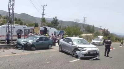 Bayramın ilk g&uuml;nk&uuml; acı bilan&ccedil;osunu Bakan Yerlikaya a&ccedil;ıkladı 