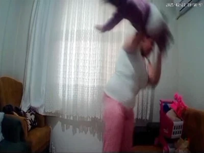 Bebeğini acımadan d&ouml;vd&uuml;