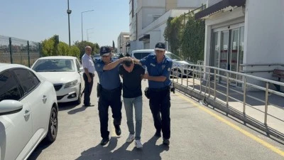 Belediye amiri tartıştığı iş&ccedil;iyi tabancayla vurdu