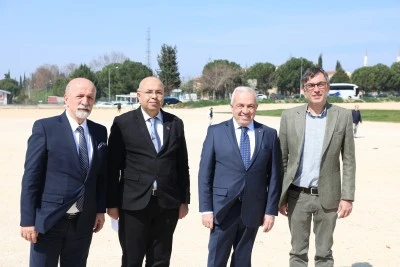 Belediye Başkanı Şadi &Ouml;zdemir net konuştu: Nil&uuml;fer'in kalbi ve geleceği satılık değildir!