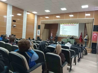 Belediye personeline iş sağlığı ve g&uuml;venliği eğitimi verildi
