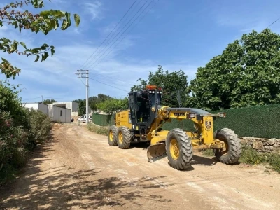 Belediyeden kapsamlı yol bakım onarım &ccedil;alışmaları
