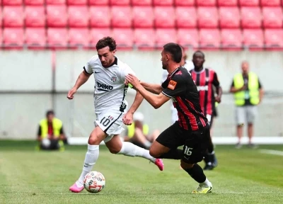 Beşiktaş, hazırlık ma&ccedil;ında Spartak Trnava&rsquo;ya mağlup oldu