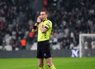 Beşiktaş - Konyaspor ma&ccedil;ının hakemi Adnan Deniz Kayatepe oldu
