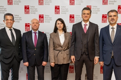Beyaz Eşya Sekt&ouml;r&uuml;nde Daralma S&uuml;r&uuml;yor