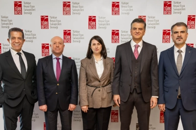 Beyaz Eşya Sekt&ouml;r&uuml;nde İhracat ve &Uuml;retimde Daralma S&uuml;r&uuml;yor