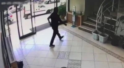 Beykoz'da sendika binasında silahla ateş a&ccedil;an ş&uuml;pheli yakalandı