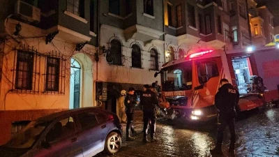 Beyoğlu&rsquo;nda otelde yangın paniği