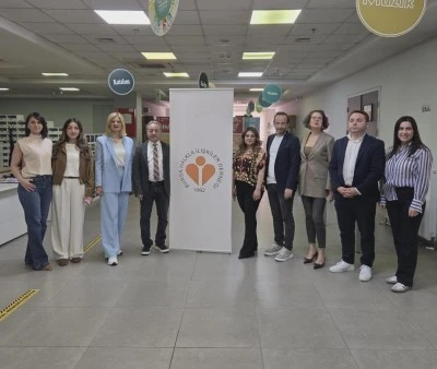BHİD'de bayrak değişimi