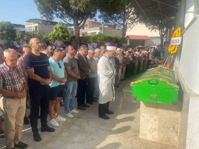 Bı&ccedil;aklı saldırıda hayatını kaybeden taksi şof&ouml;r&uuml; toprağa verildi