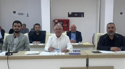 Bilecik&rsquo;te yapılan mama ihalesi Meclis g&uuml;ndemine taşındı
