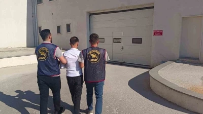 Bilişim sistemleri &uuml;zerinden dolandırıcılık yapan şahıs yakalandı
