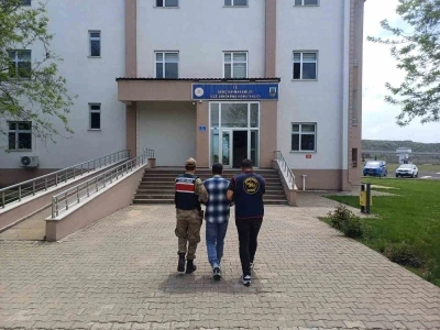 Bing&ouml;l&rsquo;de kesinleşmiş hapis cezası bulunan 2 zanlı yakalandı
