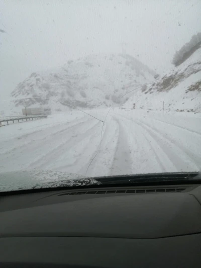 Bing&ouml;l&rsquo;de mayıs ortasında kar s&uuml;rprizi: Ara&ccedil;lar yolda kaldı
