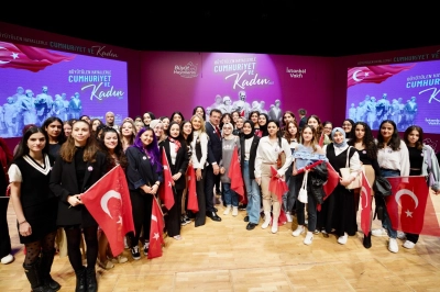 Binlerce Kız &Ouml;ğrencinin Geleceği Aydınlanıyor