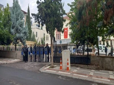 Bir belediyeye daha operasyon: 49 g&ouml;zaltı